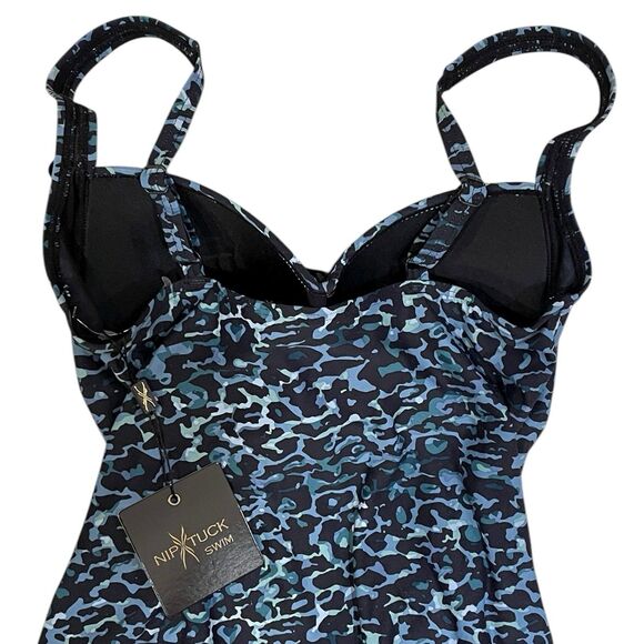 NEW Women's NIP TUCK Navy Leopard Multi-Fit Cup Ruched One Piece Swimsuit Size 8 - Picture 7 of 14